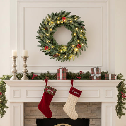 Goplus 24 Inch Pre-Lit Christmas Wreath, Battery Operated Lighted Artificial Winter Xmas Wreaths for Front Door with Pine Cones