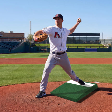 Goplus 27" x 27" x 4" Pitching Mound with Baseball Carry Handle & Anti-Fade Turf