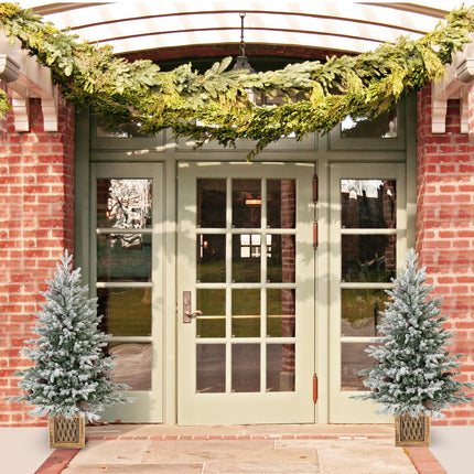 Goplus 4 FT Pre-lit Entrance Christmas Tree with 100 LED Lights 15 Pine Cones & Vintage Base